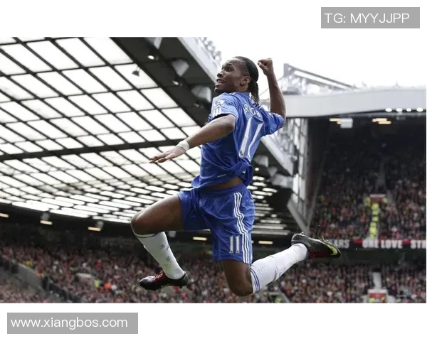 全球足球明星颜值大混剪 穿越绿茵场的帅气瞬间合集