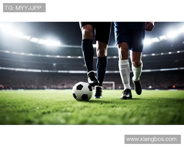 几十年后现役足球明星风采重现：岁月流转仍闪耀绿茵场