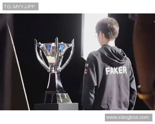 Faker与世界足球巨星的跨界对话探寻竞技精神与荣耀传承 Faker与世界足球巨星的跨界对话探寻竞技精神与荣耀传承